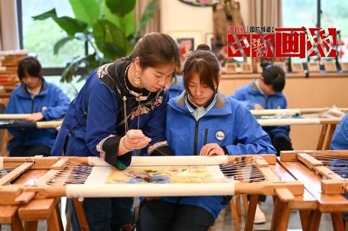 重慶秀山：職教賦能非遺活態(tài)傳承
